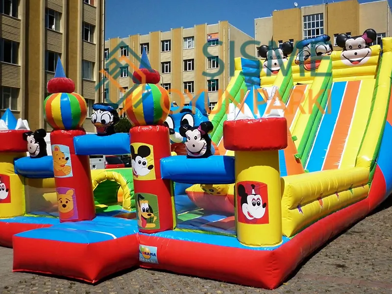 Dev Kaydıraklı Çizgi Karakterler